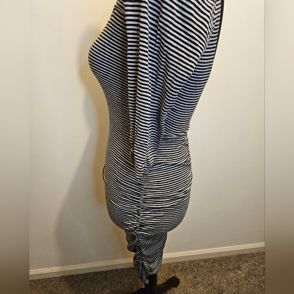 Guess Women's Pull Over Black & Gray Stretch Dress Size S #W-405 - Picture 3 of 7